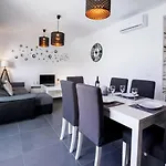 Vallesa Calpe Villa *